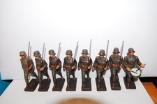 Lotto 8 vecchi soldati di