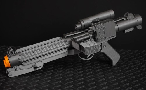 Replica star wars blaster - e-11,