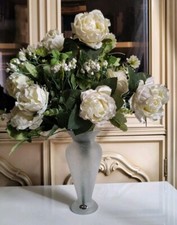 Vaso firmato vetro lavorato con mazzo dei fiori rose avori (50 cm con fiori)