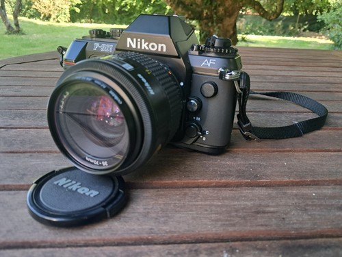 Nikon f501 avec nikkor 35 - nikon, af