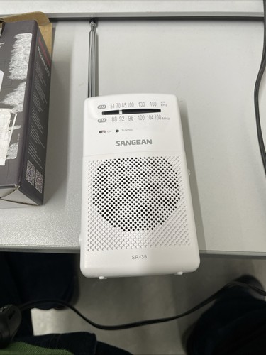 Sangean pocket 100 - sangean,