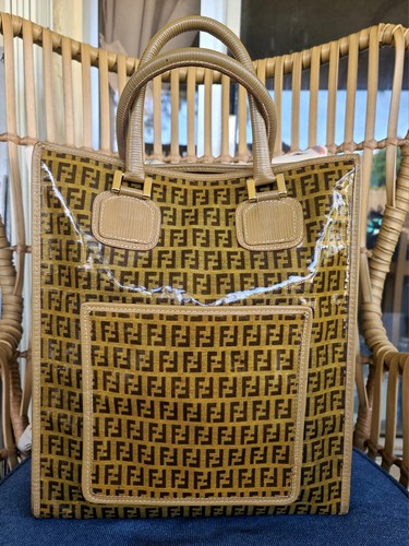 Authentic fendi crystal - fendi, s.a.s.