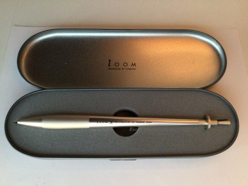 Rara penna sfera - tombow, zoom
