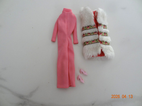 Rare tenue vintage barbie - rare,