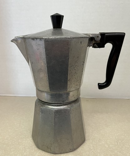 Caffettiera vintage con - , piano