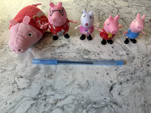 Peppa pig and friends figures - pig,