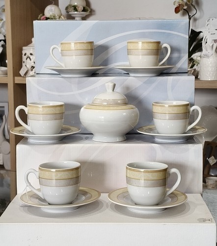 Servizio caffè con - 6,