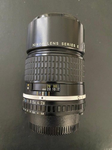 Nikon lens 135 - 135, serie