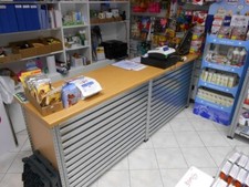 Bancone Vendita Completo L 200 cm , H 105 cm , Larghezza Top 60 cm Ciliegio