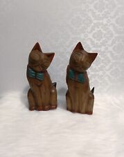 Sculture di Due Gatti in Legno
