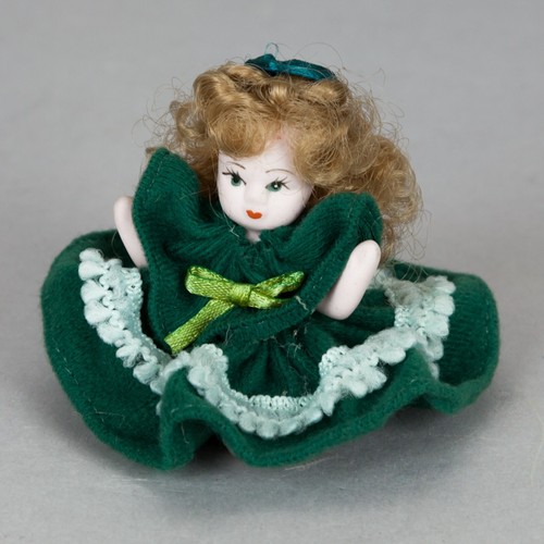 Bambola epoca ceramica - bambola,
