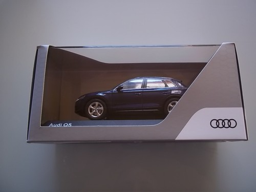 Audi blu navarra - *,