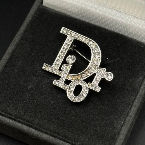 Spilla christian dior - christian, marchio
