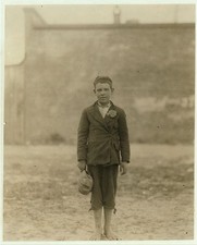 Un giovane operaio del mulino