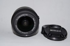 NIkon Nikkor  DX AF-S 18-55 mm  f 3.5-5/6 G II VR, tappi