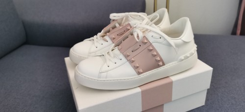 Valentino garavani rockstud - valentino,