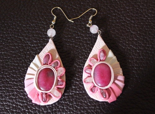 Handmade natural stone - handmade, leather