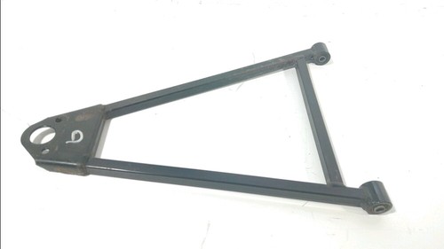 Triangle inferieur avant - triangle,