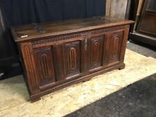 Cassapanca in Rovere Scolpita con Bassorilievi - Restaurata (in corso d'opera)