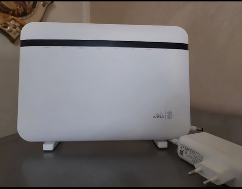 Modem router wind3 hub - router,