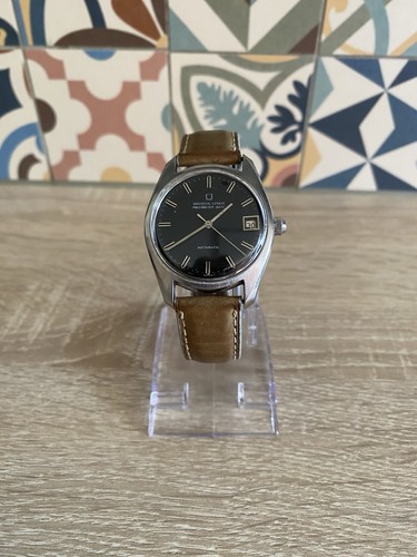 Montre automatique universal - montre,