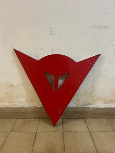 Insegna targa pubblicitaria
