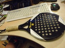 Padel Artengo pr 700 usado con