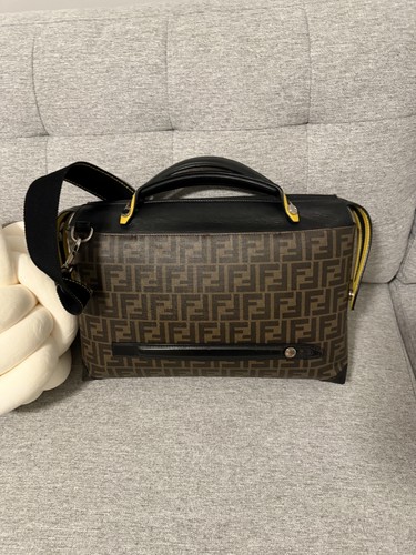 Fendi peekaboo essential - fendi,