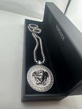 Collana con ciondolo Versace Medusa argento metallizzato