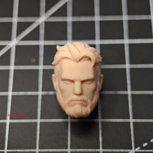Modellino scultura testa - , eddie