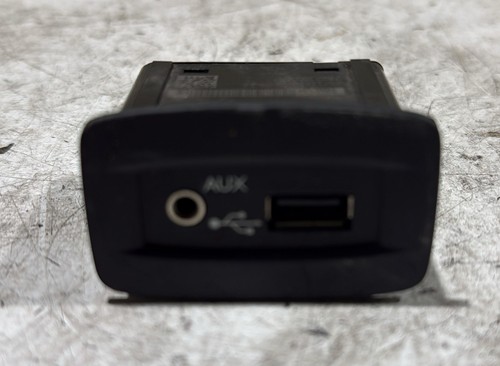 Presa aux usb per - per, renault