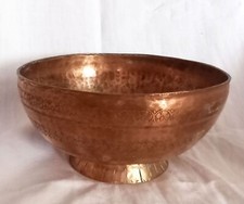 Antica ciotola artigianale