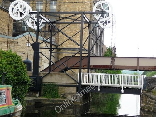Photo 6x4 turnbridge - open, to