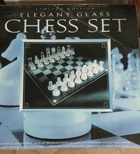 Scacchiera in Vetro Satinato / Chess Set Glass
