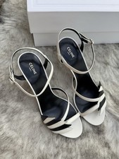 Sandali con tacco in pelle