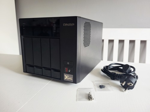 Qnap tvs 472x gb - qnap, 32