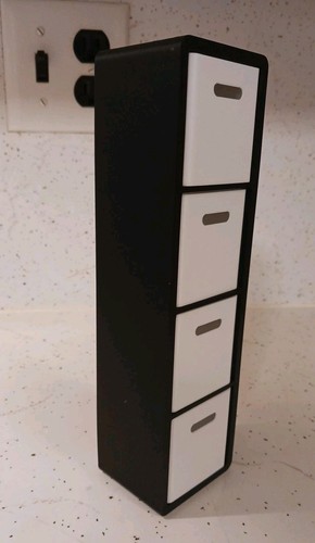 Mobili per casa delle bambole