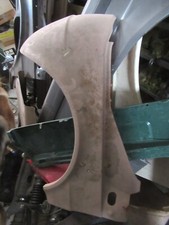 FIAT 126 - Parafango anteriore sinistro tagliato - Ricambio nuovo