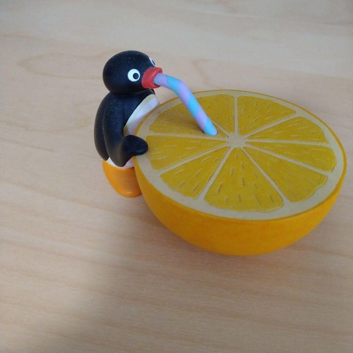 Pingu fruit figurine - fruit,