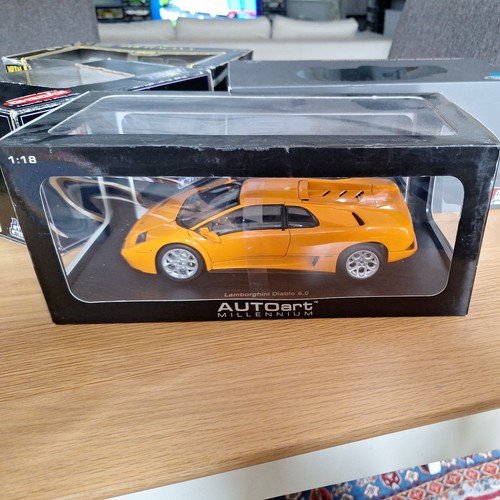 Autoart millennium 74527 - 1:18,