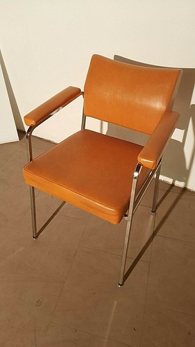 Vecchia poltroncina - vecchia,