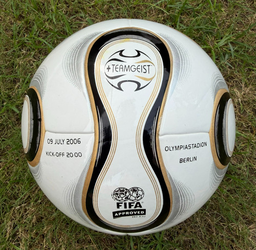 Pallone calcio adidas - da,