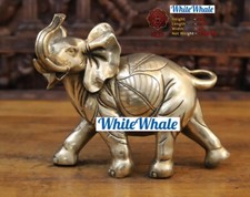Statua elefante intagliata in