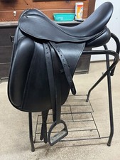 17" COUNTY PERFECTION DRESSAGE