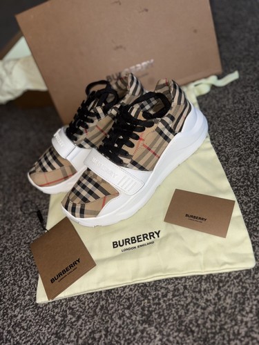 Burberry regis - burberry,