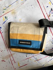 FREITAG F11 LASSIE MESSENGER S
