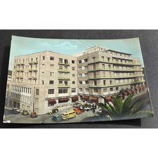 Cartolina Catanzaro - Piazza Garibaldi - Palazzo C.E.R.T.