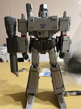 Modellino robot Tomy Takara