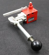 BEHRINGER Valvola di comando