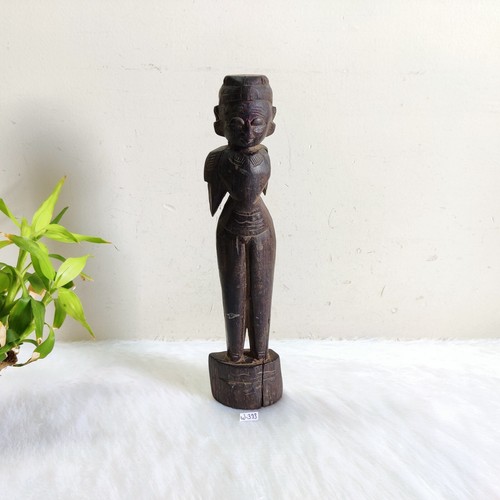 Bambola rara legno - in,